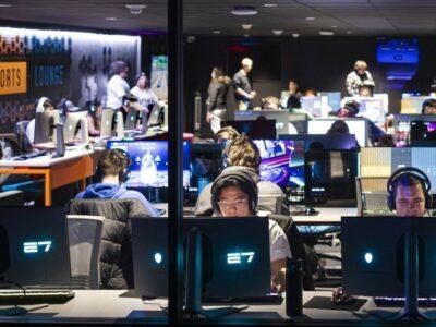 UWM Esports Lounge – University of Wisconsin–Milwaukee – Milwaukee, WI, USA