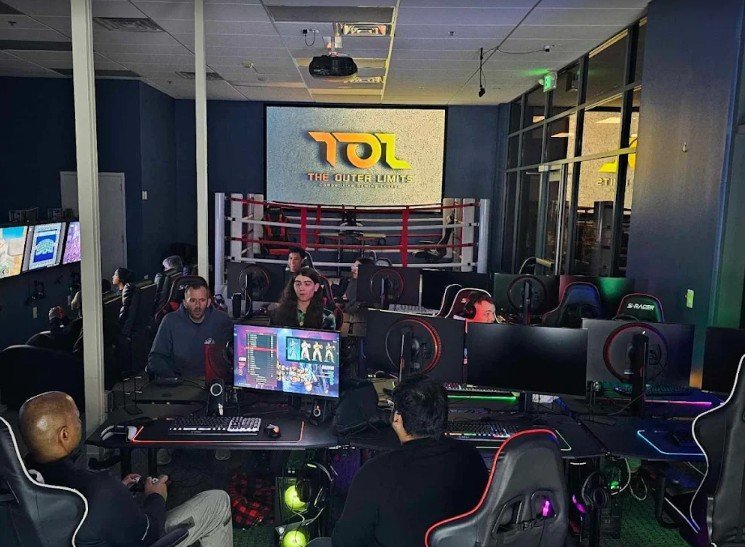 The Outer Limits Gaming Lounge – Ashburn, VA, USA